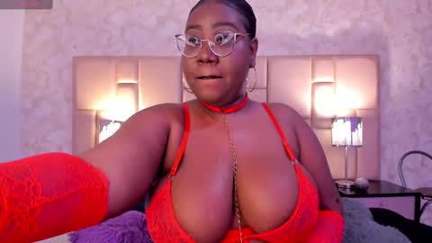 Snapshot of darnellqueen chatting on February 2025 04:12:01 AM Darnell Queen online show from February 2025 04:12:01 AM