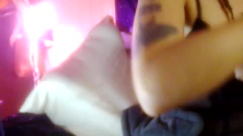 Snapshot of darnette_daisy chatting on May 2026 08:53:01 AM darnette_daisy online show from May 2026 08:53:01 AM