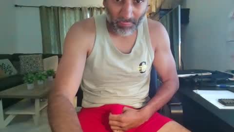 Snapshot of darryl43321 chatting on May 2026 04:23:02 PM darryl43321 online show from May 2026 04:23:02 PM
