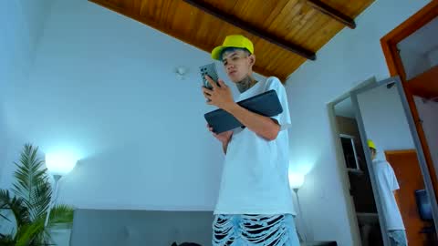 darwin_ggh online show from December 2025 07:24:01 AM