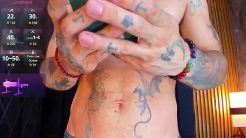 Snapshot of darwin_horny2 chatting on April 2026 09:31:01 PM darwin_horny2 online show from April 2026 09:31:01 PM