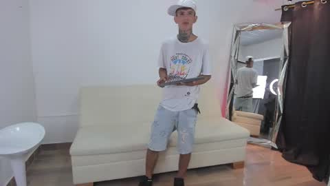 darwin_stark online show from June 2026 10:58:01 AM