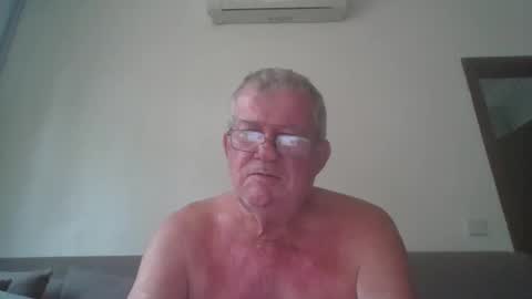 darwincock online show from April 2026 01:25:01 AM