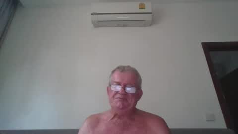 darwincock online show from April 2026 01:25:01 AM