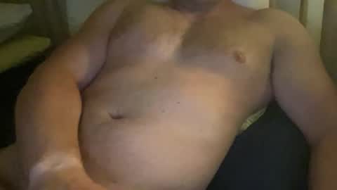 Snapshot of darwins_dessert chatting on June 2026 08:42:02 PM darwins_dessert online show from June 2026 08:42:02 PM