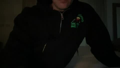 Snapshot of darwins_dessert chatting on June 2026 08:33:02 PM darwins_dessert online show from June 2026 08:33:02 PM