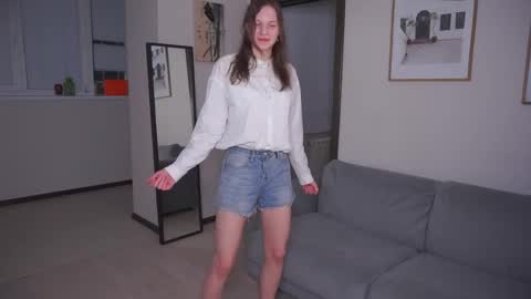 Snapshot of dasha_brown chatting on April 2026 04:52:01 PM Dasha online show from April 2026 04:52:01 PM