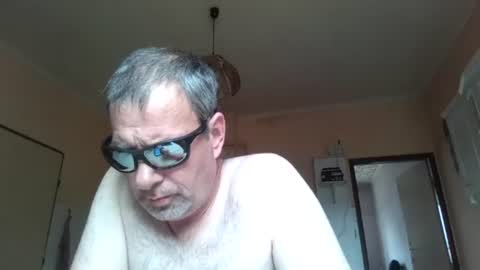 dauer1982 online show from July 2026 12:29:02 PM