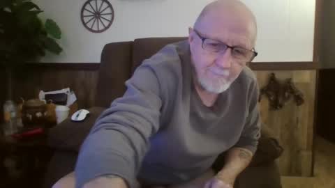 Snapshot of dave571960 chatting on February 2025 12:16:01 PM dave571960 online show from February 2025 12:16:01 PM