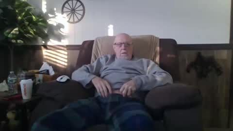 Snapshot of dave571960 chatting on March 2025 11:58:02 AM dave571960 online show from March 2025 11:58:02 AM