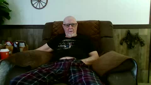 dave571960 online show from April 2026 11:11:01 AM