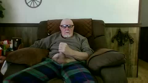 Snapshot of dave571960 chatting on May 2026 10:55:02 AM dave571960 online show from May 2026 10:55:02 AM