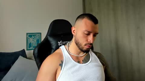 DAVE MAX online show from November 2025 03:10:02 PM