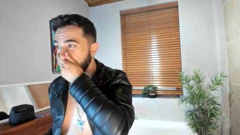 Snapshot of dave_wolff chatting on November 2025 12:47:01 PM Dave online show from November 2025 12:47:01 PM