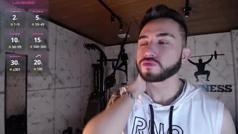 Snapshot of dave_wolff chatting on November 2025 12:05:02 PM Dave online show from November 2025 12:05:02 PM