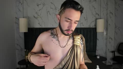 Snapshot of dave_wolff chatting on November 2025 12:04:01 PM Dave online show from November 2025 12:04:01 PM