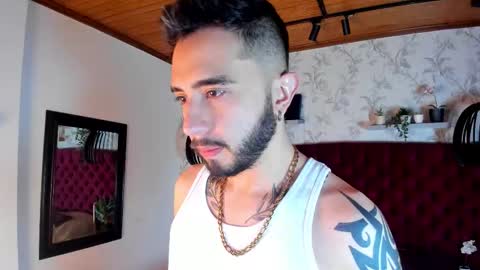 Snapshot of dave_wolff chatting on November 2025 12:08:02 PM Dave online show from November 2025 12:08:02 PM