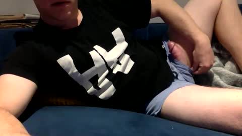 daveb709709709 online show from December 2025 03:00:02 AM