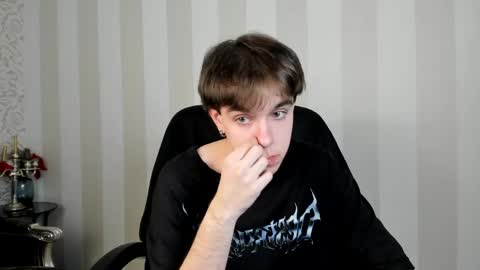 Snapshot of davebevy chatting on April 2026 08:57:02 PM Dave online show from April 2026 08:57:02 PM