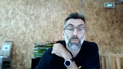 Snapshot of davebss chatting on July 2026 03:51:01 PM Le Coquet online show from July 2026 03:51:01 PM
