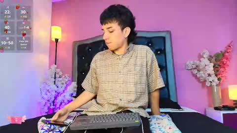 davel_svetla online show from November 2025 01:29:02 PM