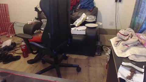 dave online show from February 2026 08:08:02 AM