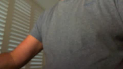 davesu12345 online show from October 2025 06:25:01 AM