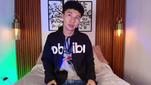 Snapshot of david_banks_ chatting on February 2026 12:13:02 PM David online show from February 2026 12:13:02 PM