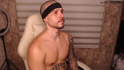 David col11 online show from November 2025 11:18:02 PM