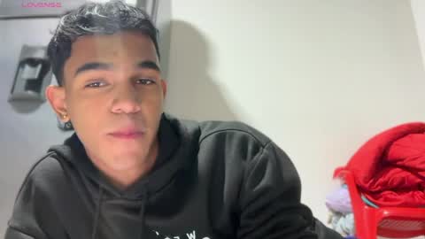 Snapshot of david_hot44 chatting on April 2026 10:41:02 PM david_hot44 online show from April 2026 10:41:02 PM