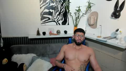 Snapshot of david_janson18 chatting on April 2026 03:07:02 PM david_janson18 online show from April 2026 03:07:02 PM