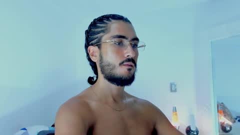 Hey im David that loves to explore and speak their fantasies. Very open talktative and nice. Feel free to chat with me online show from December 2025 12:41:01 AM