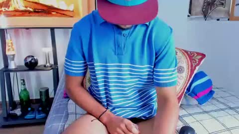 Snapshot of david_johnson372 chatting on June 2026 12:07:01 PM Hey im David that loves to explore and speak their fantasies. Very open talktative and nice. Feel free to chat with me online show from June 2026 12:07:01 PM