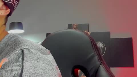 David Jons online show from February 2025 03:21:02 AM