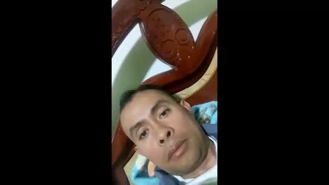Snapshot of davidcamelo chatting on December 2024 03:24:02 PM davidcamelo online show from December 2024 03:24:02 PM