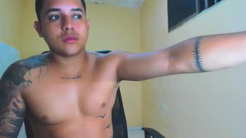 Lennon online show from October 2025 09:53:01 AM