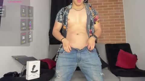 davidx_x21 online show from November 2025 06:58:02 AM