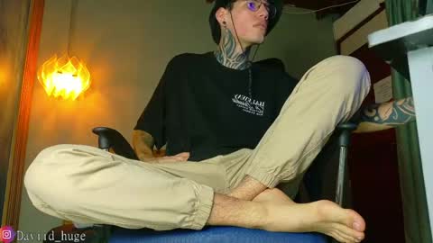 Snapshot of daviid_huge chatting on May 2026 07:23:02 PM daviid_huge online show from May 2026 07:23:02 PM