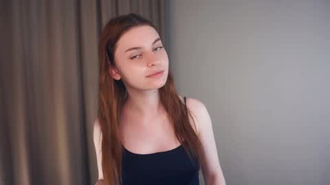 Snapshot of davinagreengo chatting on April 2026 10:51:02 PM Louise online show from April 2026 10:51:02 PM