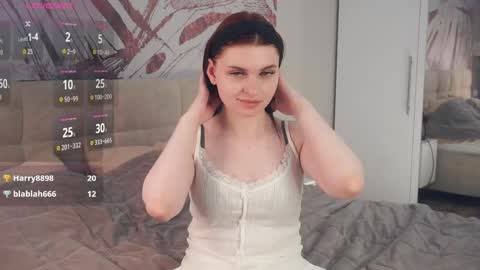 Snapshot of davinagreengo chatting on May 2026 10:37:02 PM Louise online show from May 2026 10:37:02 PM
