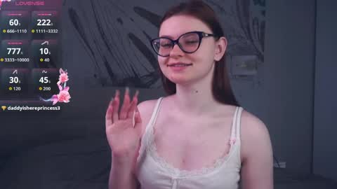 Snapshot of davinagreengo chatting on May 2026 11:25:02 PM Louise online show from May 2026 11:25:02 PM