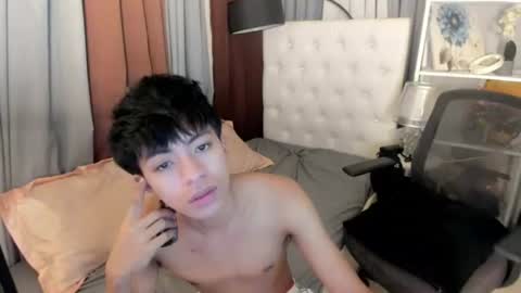 Snapshot of davincihugecock chatting on June 2026 07:02:02 PM daniel online show from June 2026 07:02:02 PM