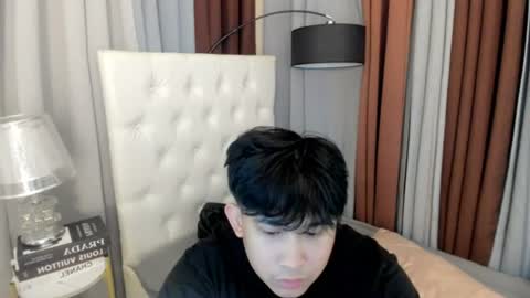 Snapshot of davincihugecock chatting on July 2026 05:52:01 PM daniel online show from July 2026 05:52:01 PM