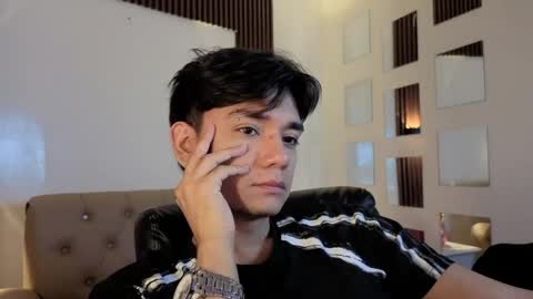 davoxer online show from April 2026 02:44:01 AM