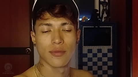Snapshot of daxonreyy_ chatting on March 2026 11:11:02 AM Daxon online show from March 2026 11:11:02 AM
