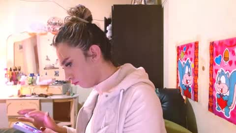 Snapshot of dayanna_01_ chatting on April 2026 01:45:02 PM dayanna_01_ online show from April 2026 01:45:02 PM