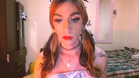 Snapshot of dayanna_01_ chatting on April 2026 10:12:02 PM dayanna_01_ online show from April 2026 10:12:02 PM