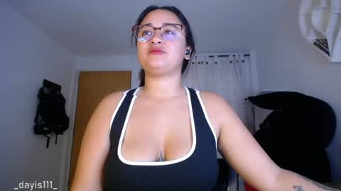 Snapshot of dayis_sweet chatting on April 2026 09:12:01 PM Dayis online show from April 2026 09:12:01 PM