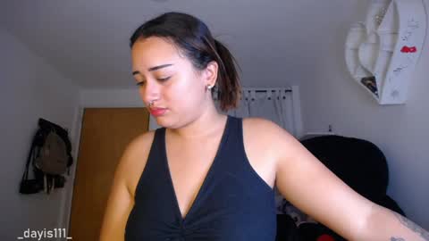 Snapshot of dayis_sweet chatting on June 2026 12:57:02 AM Dayis online show from June 2026 12:57:02 AM