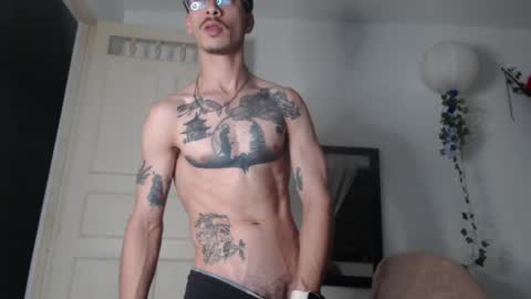 dazzayy online show from April 2026 02:27:02 AM